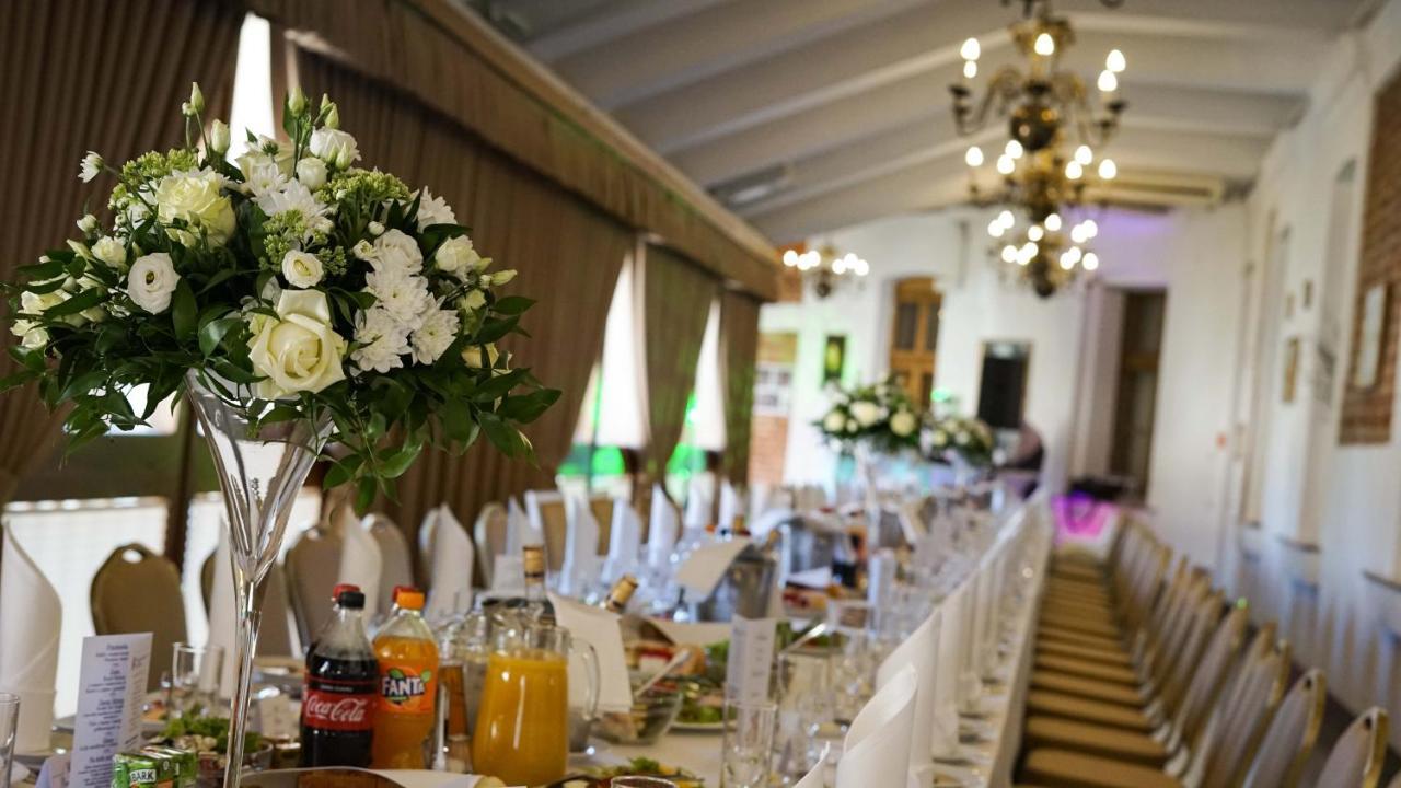 Hotel Zamek Pultusk Dom Polonii エクステリア 写真