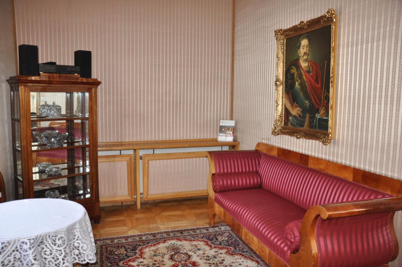 Hotel Zamek Pultusk Dom Polonii エクステリア 写真