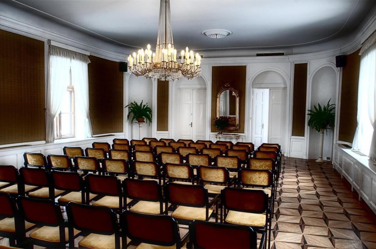 Hotel Zamek Pultusk Dom Polonii エクステリア 写真